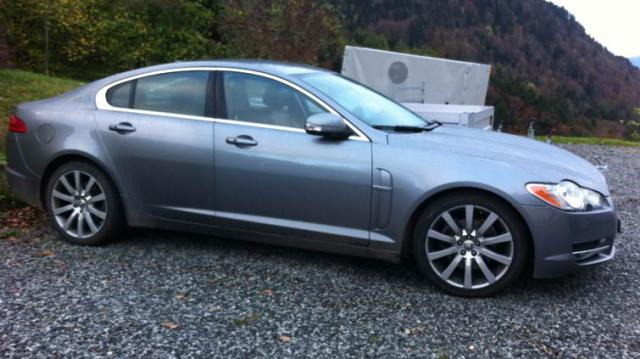 Jaguar XF 3000 benzin ..fulll extra, 2010 - kep 1